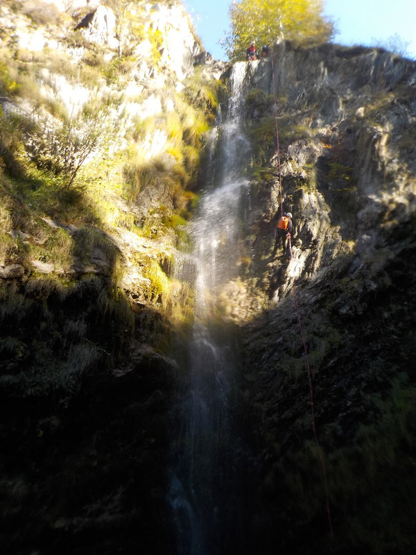 Belle cascade et son débrayé improvisé.